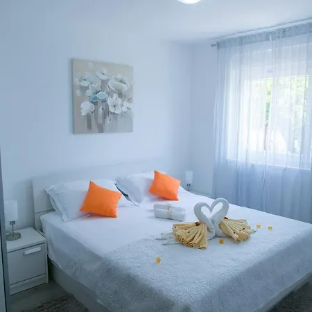 Apartment Navi Kastela