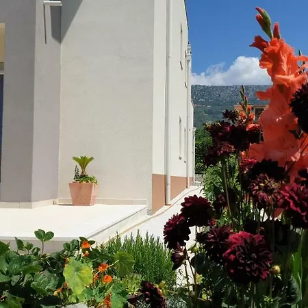 Navi Apartman Kaštela