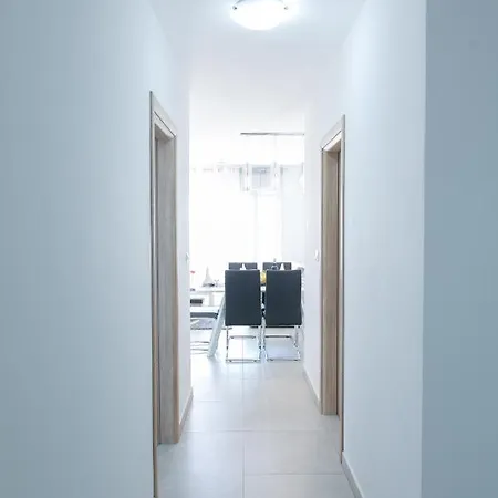 Apartment Navi *