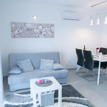 Apartman Navi