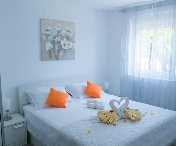 Apartman Navi Kaštela